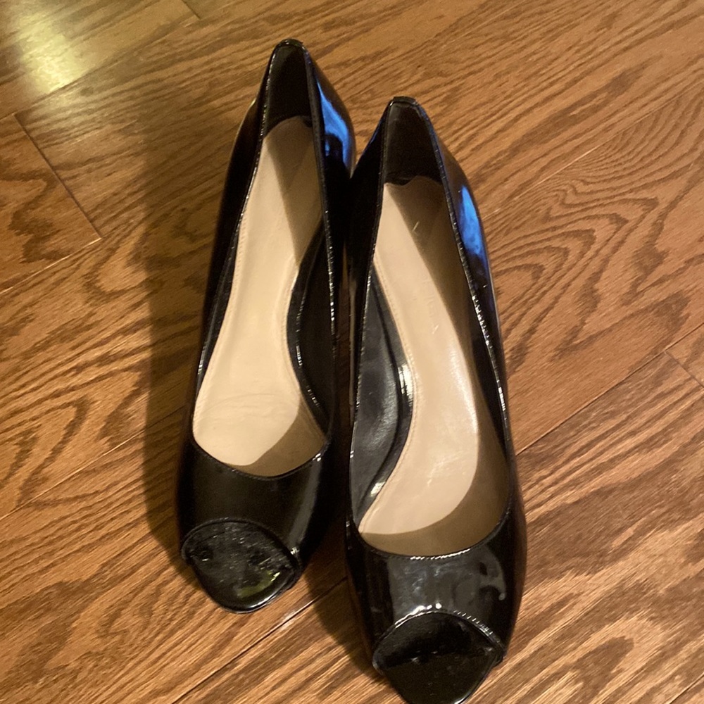 Via Spiga Heels Designed in Italy, Black Patent, Size 8M, Like New, Hardly Worn